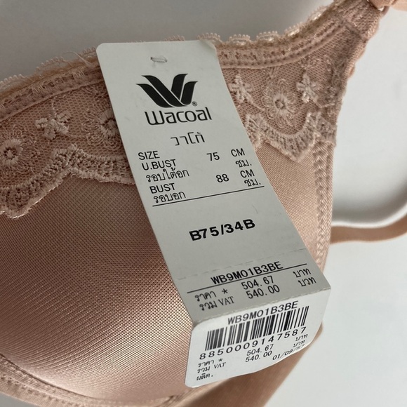 Wacoal NWT 2 Bra Bundle Size 34B Lingerie Underwire Everyday Comfort Coquette - Picture 11 of 12